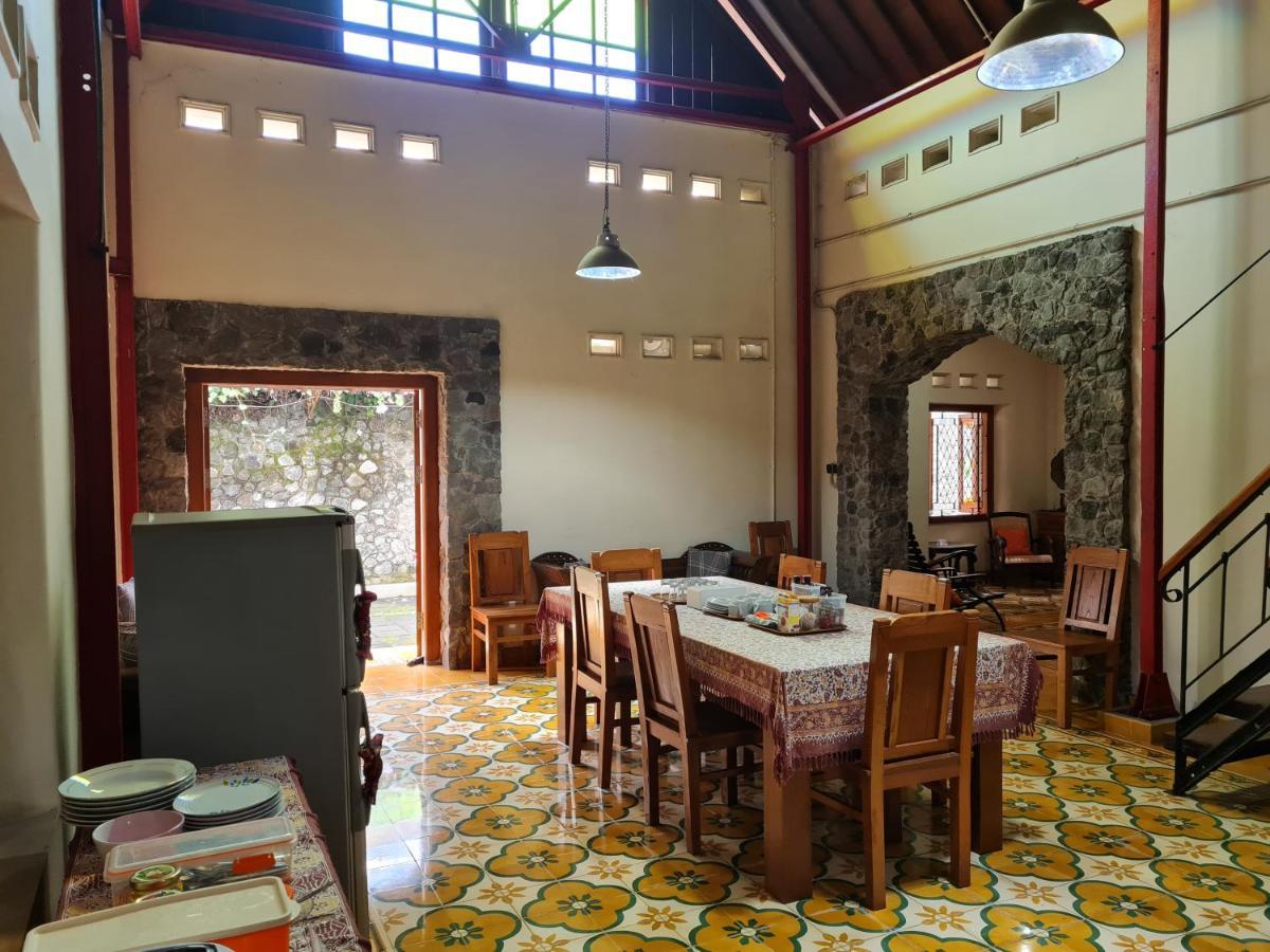 Omah Pitoe Yogya Homestay Jogyakarta Zewnętrze zdjęcie