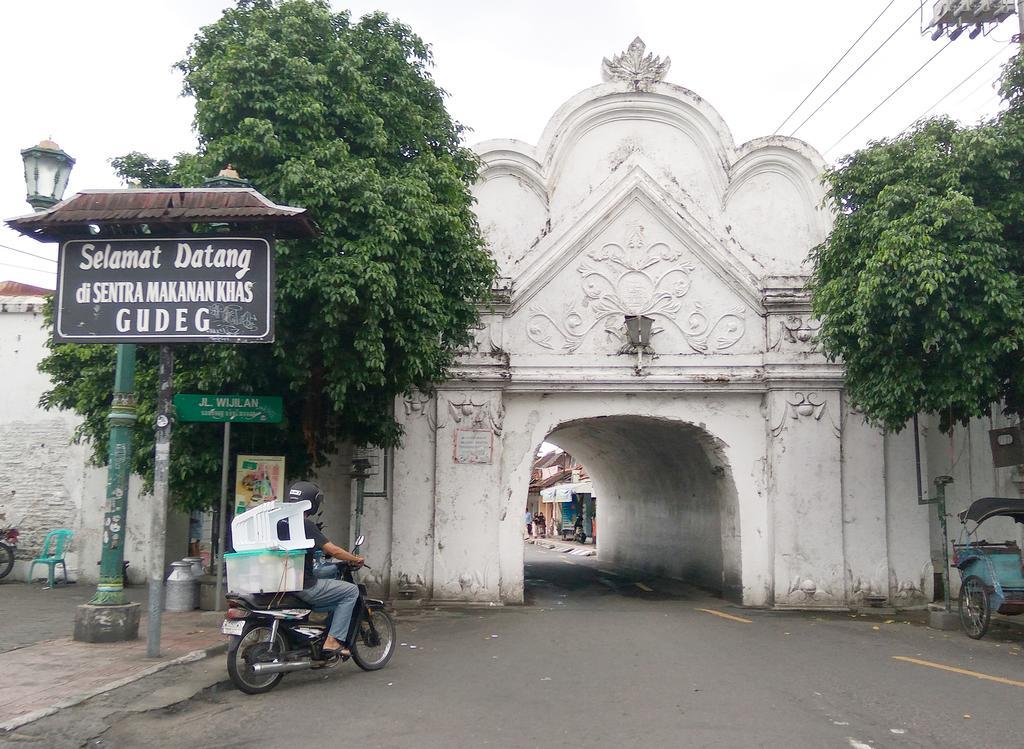 Omah Pitoe Yogya Homestay Jogyakarta Zewnętrze zdjęcie